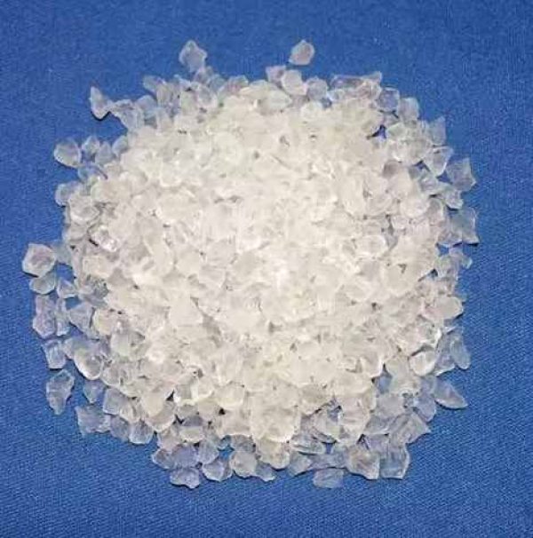 سیلیس درجه ۱ راز کیفیت بالا در تولید شیشه، سرامیک و بتن